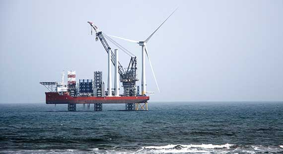 TACKLING SAFETY IN THE DESIGN AND OPERATION OF WIND FARM SUPPORT VESSELS