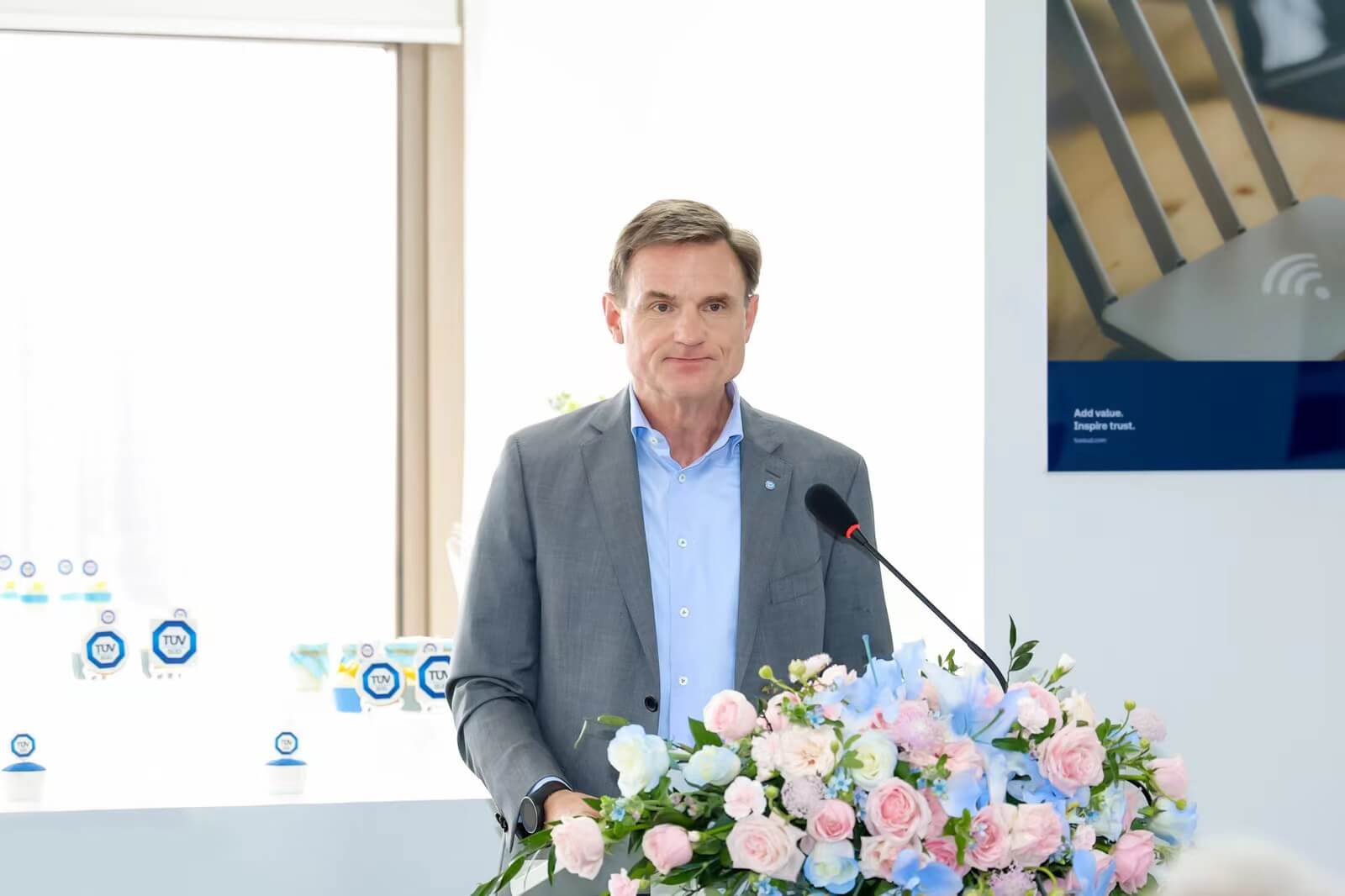 TüV南德北亞區(qū)首席執(zhí)行官范華德致辭